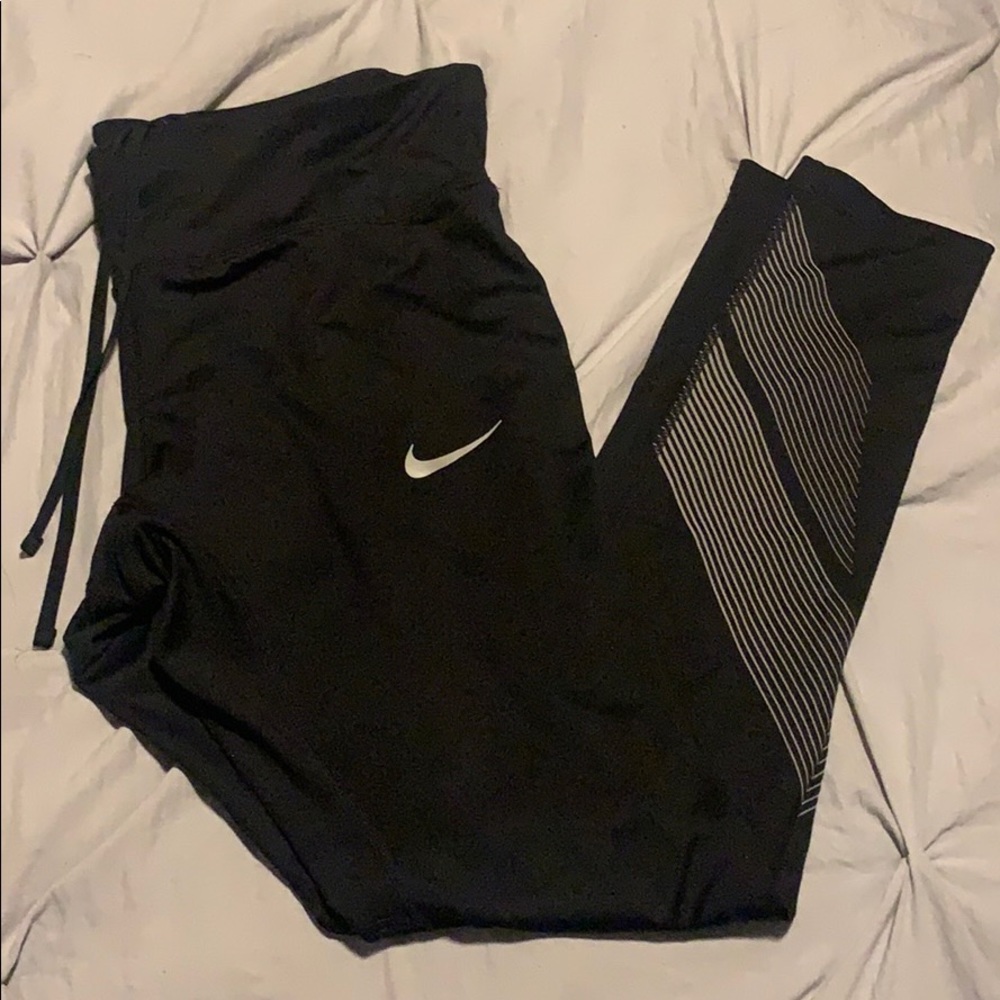 Nike Crop Leggings